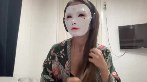 Tinks online show from January 13, 9:41 pm