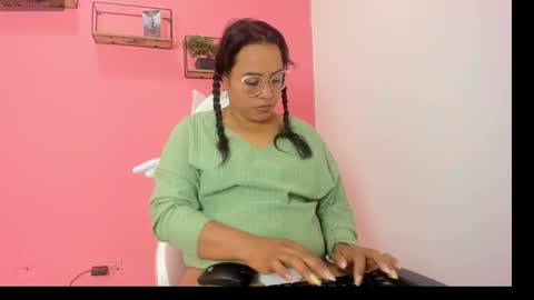 Snapshot of tita_dirty chatting on February 20, 2:29 am tita_dirty online show from February 20, 2:29 am