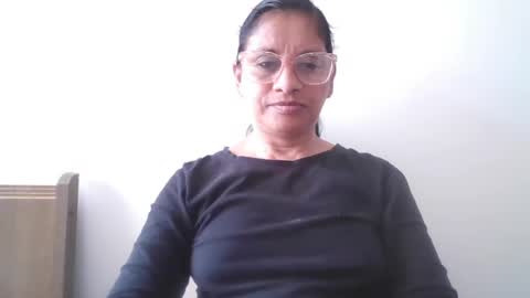 Ester online show from December 25, 2:13 pm