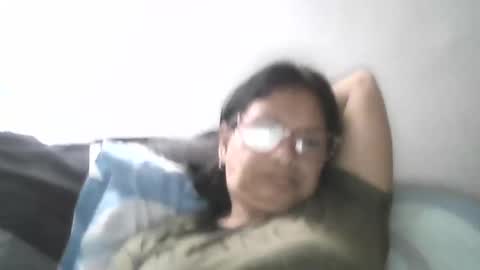 Ester online show from June 9, 3:55 pm