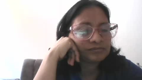 Ester online show from July 30, 6:31 pm