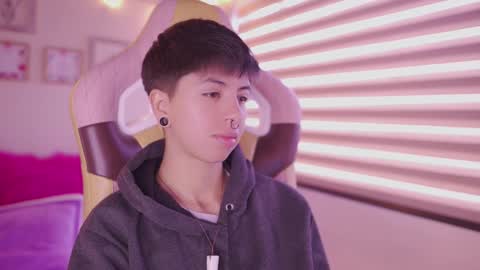 Blue  online show from March 6, 12:44 pm