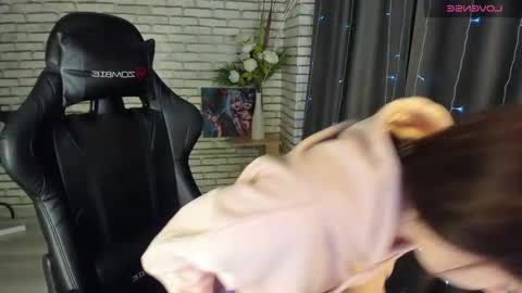 tonya_gray online show from December 28, 1:29 am