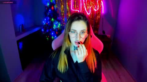 tora online show from December 21, 5:50 pm