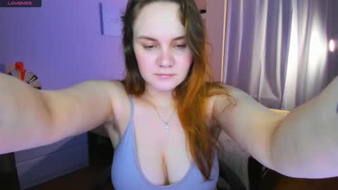 Ellina online show from December 19, 1:32 am