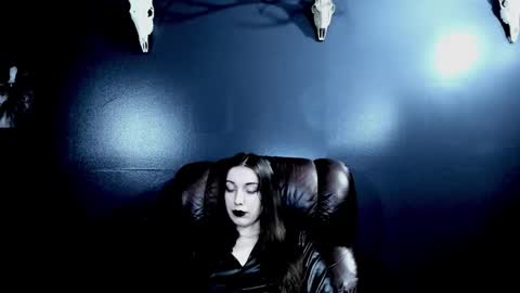 toxicdomme online show from January 7, 7:28 pm