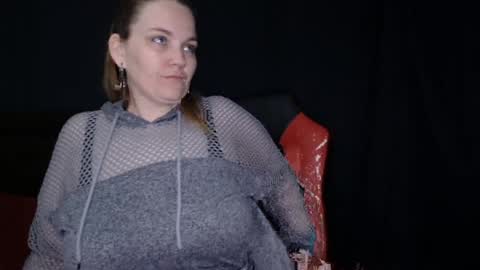 Lilly Miss Mistress Goddess Maam Queen Boss online show from May 12, 4:35 pm