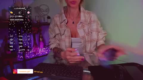 Hey my name is Kiri Kiri online show from December 16, 7:00 pm