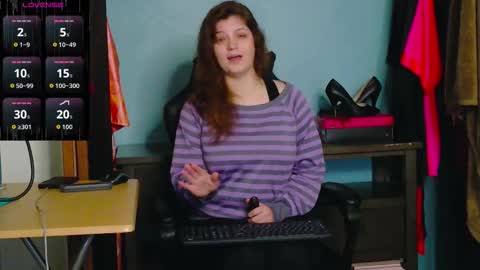 TreeJeanne online show from October 19, 11:56 am