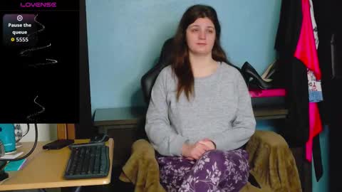 TreeJeanne online show from December 2, 2:57 am