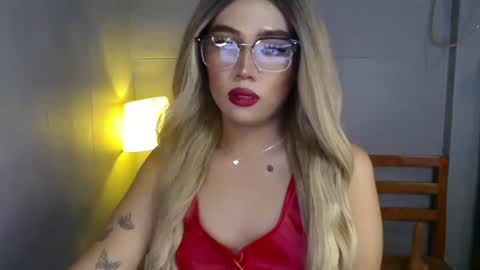 trexie_fucks15 online show from December 16, 9:26 am