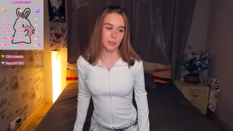 Bubbles online show from November 11, 7:22 pm