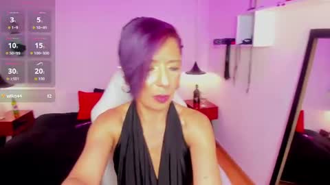 trinityy__ online show from July 18, 8:00 pm