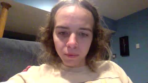 Snapshot of trippybb222 chatting on October 15, 9:39 pm trippybb222 online show from October 15, 9:39 pm