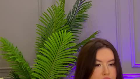 trisha_winslet online show from September 30, 6:52 am