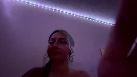 tristianmarie online show from July 9, 5:21 am