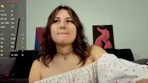 trixibell online show from June 17, 4:25 am