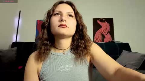 trixibell online show from June 26, 5:30 am
