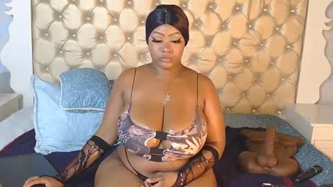 Snapshot of trixiemar chatting on September 26, 3:09 pm TrixieMar online show from September 26, 3:09 pm