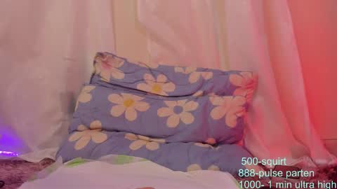 Snapshot of tu_dulcetentacion_ chatting on February 20, 12:19 am ANGELICA online show from February 20, 12:19 am