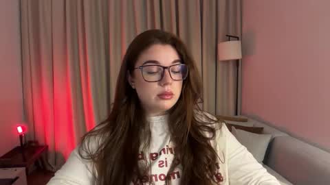 Ariana online show from March 13, 8:43 pm