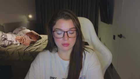 Snapshot of tutti_frutti_ chatting on September 16, 8:39 pm Ariana online show from September 16, 8:39 pm