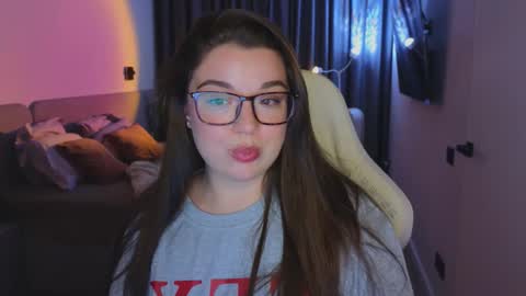 Snapshot of tutti_frutti_ chatting on October 4, 9:08 pm Ariana online show from October 4, 9:08 pm