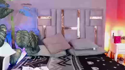 tyla_ks online show from September 30, 8:03 pm