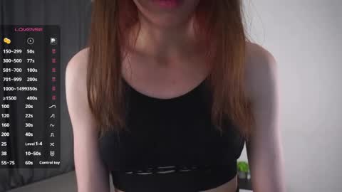 Lili online show from May 25, 6:18 pm