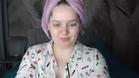 Snapshot of ulystar chatting on January 27, 7:14 am Ulyana online show from January 27, 7:14 am