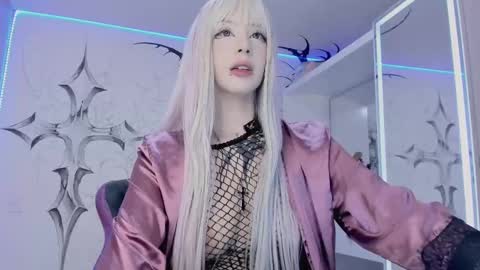 Snapshot of unachimbaherida chatting on February 10, 3:35 am Elle Danielle  online show from February 10, 3:35 am