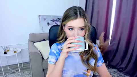 Alice online show from February 27, 11:31 am