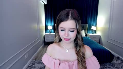 Alice online show from October 5, 8:03 pm