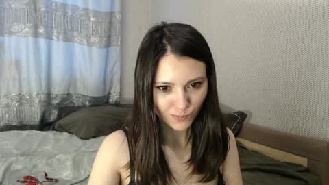 Snapshot of uninvited_raccoon chatting on January 2, 2:33 am uninvited_raccoon online show from January 2, 2:33 am