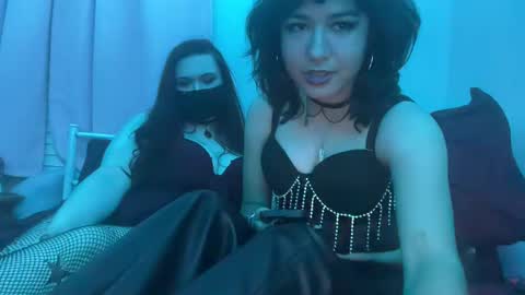 Snapshot of upaydahlia chatting on October 4, 4:29 am findom goddess dahlia  online show from October 4, 4:29 am