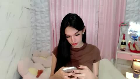 ur_asianbabexxx online show from November 4, 8:52 am