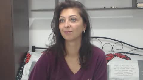 Snapshot of urafrodita chatting on October 9, 7:01 am urafrodita online show from October 9, 7:01 am