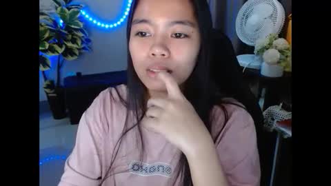 urasian_bella23 online show from December 4, 1:14 am