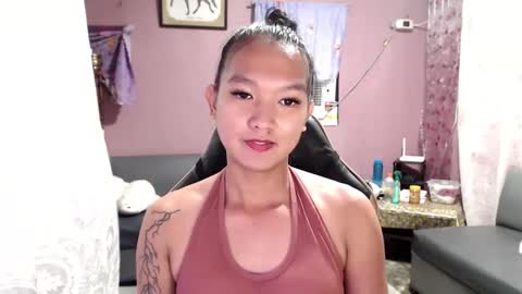 Snapshot of urasian_newra chatting on March 6, 1:58 am NEWRA ALLISON online show from March 6, 1:58 am