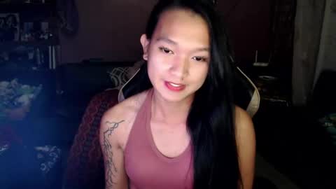 Snapshot of urasian_newra chatting on February 28, 10:06 pm NEWRA ALLISON online show from February 28, 10:06 pm