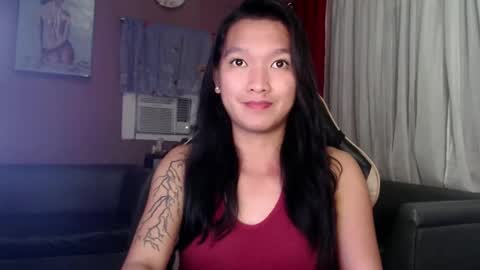 Snapshot of urasian_newra chatting on October 13, 5:48 pm NEWRA ALLISON online show from October 13, 5:48 pm