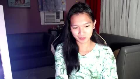 Snapshot of urasian_newra chatting on October 2, 5:40 pm NEWRA ALLISON online show from October 2, 5:40 pm