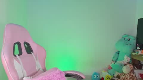 Danielle  online show from July 12, 10:05 am