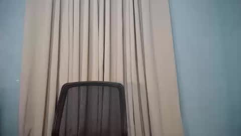 Urbbgurl lynxx  online show from September 23, 12:36 pm