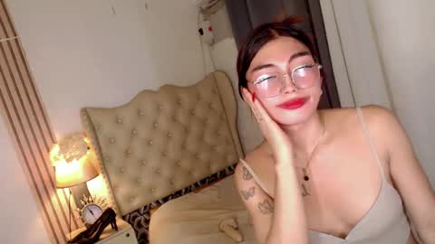 Snapshot of urdream_bride chatting on February 3, 3:31 am urdream_bride online show from February 3, 3:31 am