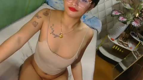 urdream_bride online show from March 6, 9:21 pm