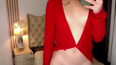 Snapshot of urdream_bride chatting on February 14, 7:59 am urdream_bride online show from February 14, 7:59 am
