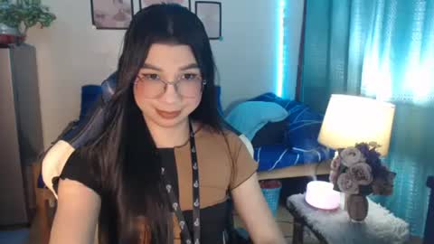 Snapshot of urwetasianprincessxx chatting on January 14, 10:38 am Ashley Kate Mateo Gray online show from January 14, 10:38 am