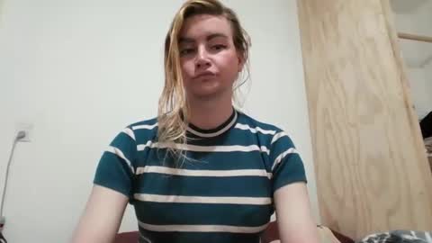 Snapshot of vagimosa chatting on October 1, 8:41 am vagimosa online show from October 1, 8:41 am