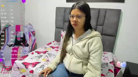 Vahiolet smith online show from July 27, 12:24 pm